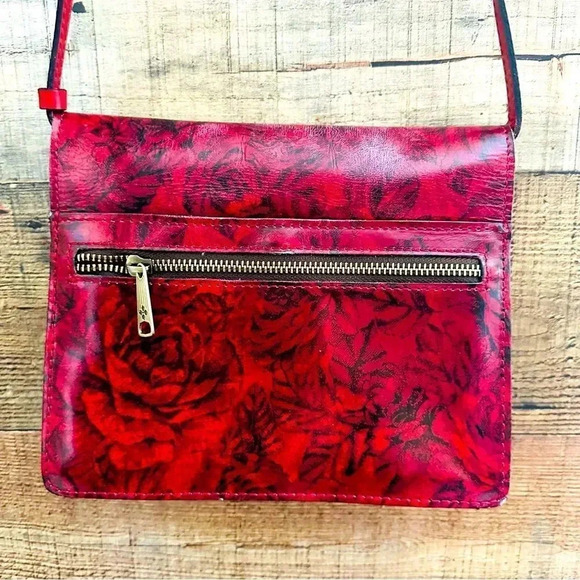 NWOT Patricia Nash Consilina Crossbody Organizer Etched Rose Leather - Picture 4 of 16